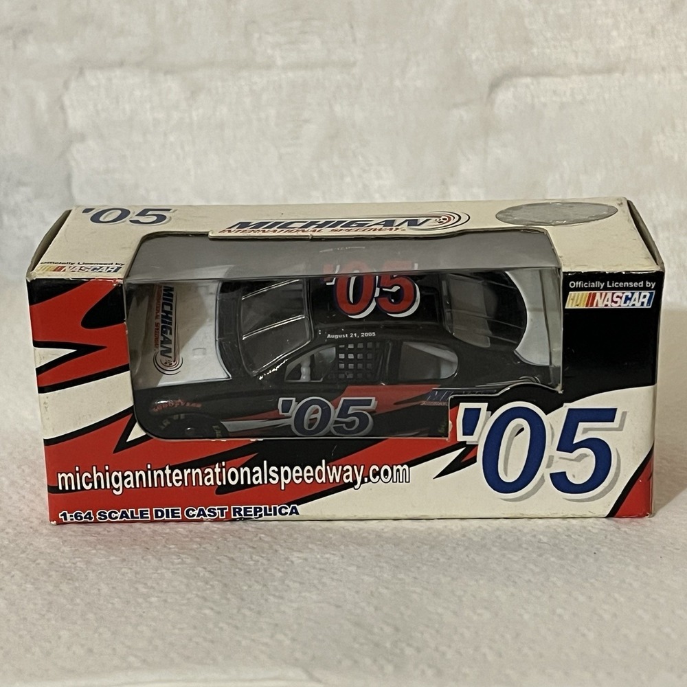 2005 Michigan International Speedway Program Car 1:64 Team Caliber Diecast